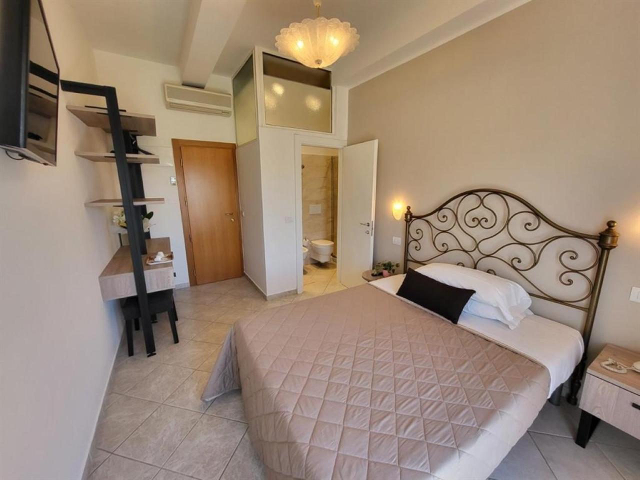 Hotel Villa Fulgida Cattolica Esterno foto