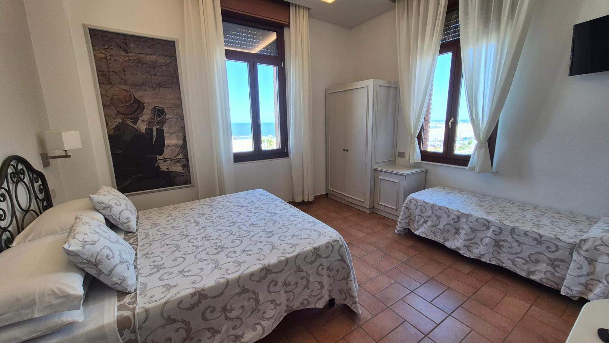 Hotel Villa Fulgida Cattolica Esterno foto